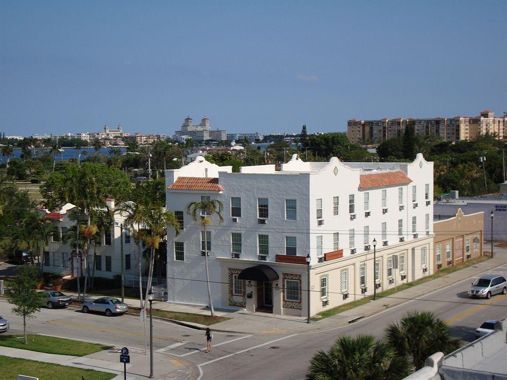 The Pershing Suites West Palm Beach Exterior photo